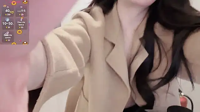 Snapshot of za-02605 chatting on 10/12/25, 02:05 za-02605 online show from 10/12/25, 02:05