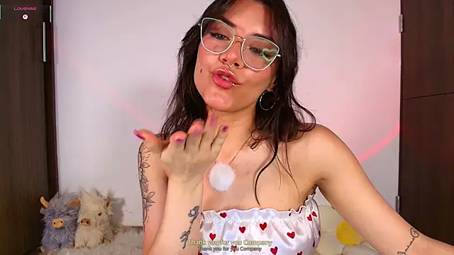 Isa laurentt  online show from 05/16/26, 02:19