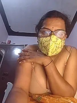 sexy aaru online show from 06/17/26, 04:19