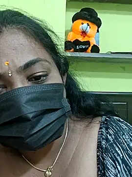 Snapshot of Tamil_Mithra chatting on 02/18/26, 07:15 Tamil Mithra online show from 02/18/26, 07:15