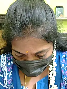Snapshot of Tamil_Mithra chatting on 02/26/26, 07:18 Tamil Mithra online show from 02/26/26, 07:18