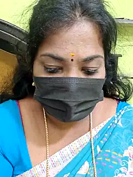 Snapshot of Tamil_Mithra chatting on 03/04/26, 06:52 Tamil Mithra online show from 03/04/26, 06:52