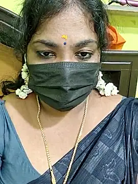 Snapshot of Tamil_Mithra chatting on 03/13/26, 06:25 Tamil Mithra online show from 03/13/26, 06:25