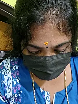 Snapshot of Tamil_Mithra chatting on 03/16/26, 11:42 Tamil Mithra online show from 03/16/26, 11:42
