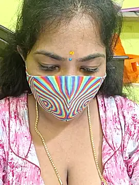 Snapshot of Tamil_Mithra chatting on 04/06/26, 05:52 Tamil Mithra online show from 04/06/26, 05:52