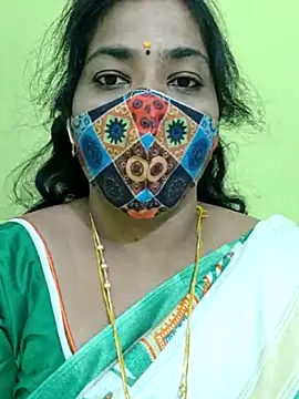 Snapshot of Tamil_Mithra chatting on 05/18/26, 08:42 Tamil Mithra online show from 05/18/26, 08:42