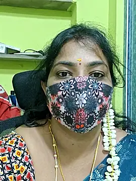 Snapshot of Tamil_Mithra chatting on 06/08/26, 05:24 Tamil Mithra online show from 06/08/26, 05:24