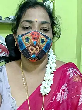 Snapshot of Tamil_Mithra chatting on 06/25/26, 05:12 Tamil Mithra online show from 06/25/26, 05:12
