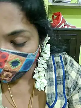 Snapshot of Tamil_Mithra chatting on 07/03/26, 12:11 Tamil Mithra online show from 07/03/26, 12:11
