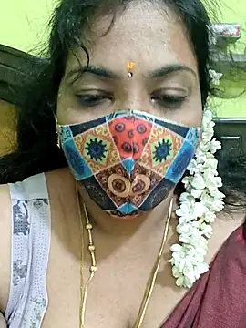 Snapshot of Tamil_Mithra chatting on 07/04/26, 09:21 Tamil Mithra online show from 07/04/26, 09:21