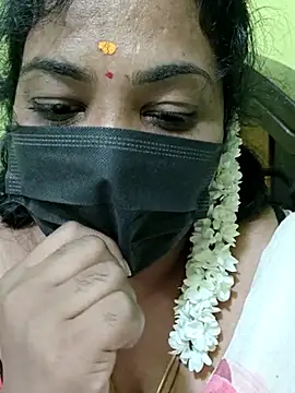 Snapshot of Tamil_Mithra chatting on 07/07/26, 07:40 Tamil Mithra online show from 07/07/26, 07:40
