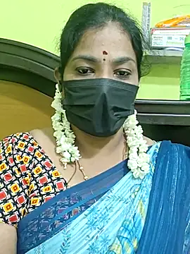 Snapshot of Tamil_Mithra chatting on 07/12/26, 05:37 Tamil Mithra online show from 07/12/26, 05:37
