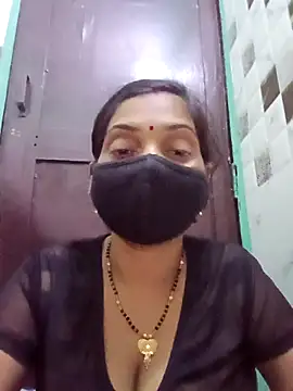 Payal-001 online show from 10/26/25, 09:53