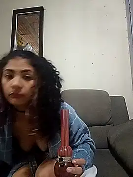 Snapshot of Camilla-23y chatting on 09/24/25, 01:20 Camilla-23y online show from 09/24/25, 01:20