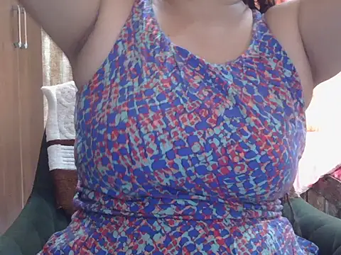 Snapshot of Roxy_sweety_ chatting on 10/08/25, 05:16 Roxy sweety  online show from 10/08/25, 05:16