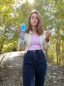 YOOUR EVAA online show from 09/15/25, 04:56