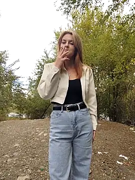 YOOUR EVAA online show from 09/20/25, 05:30