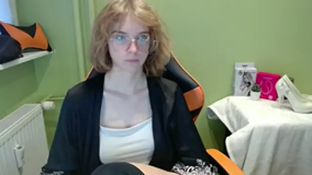 juicyPenny online show from 11/20/25, 07:30