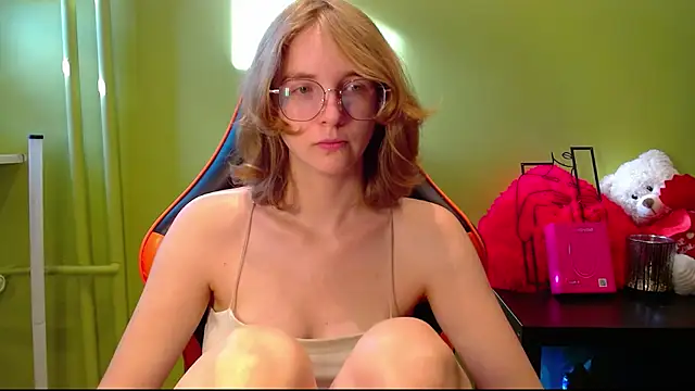 juicyPenny online show from 07/26/26, 06:21