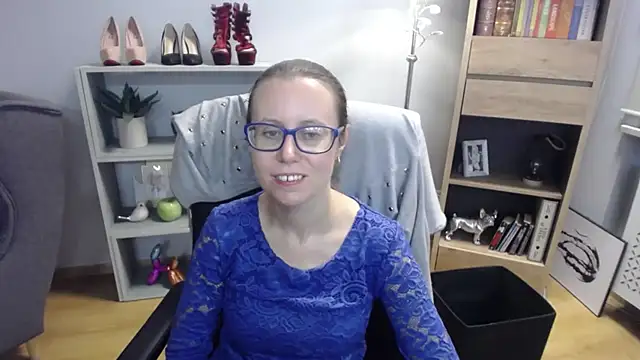 sweetxLizzy online show from 10/23/25, 04:34