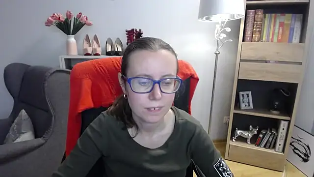 sweetxLizzy online show from 11/25/25, 05:40