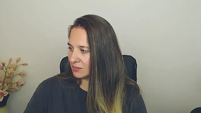 Darklure  online show from 09/27/25, 06:13