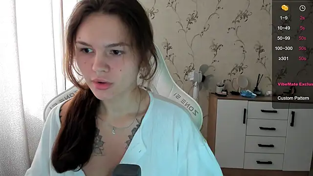 yourdreamm  online show from 09/17/25, 08:05