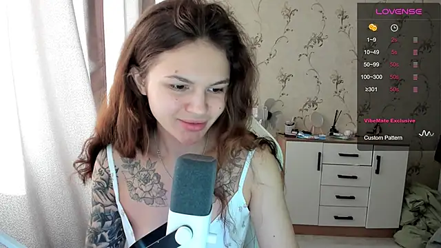 yourdreamm  online show from 09/18/25, 08:05