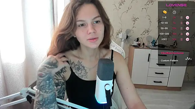 yourdreamm  online show from 09/22/25, 08:16