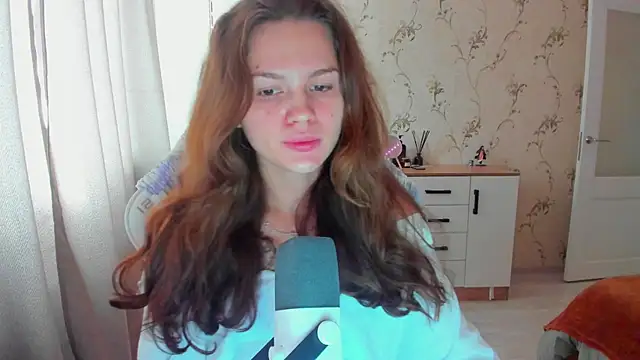 yourdreamm  online show from 10/16/25, 07:09