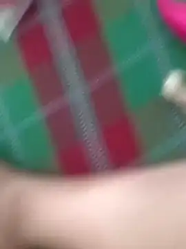 Snapshot of Slllll_Couple00 chatting on 11/09/25, 06:33 Slllll Couple00 online show from 11/09/25, 06:33