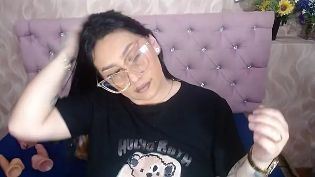 Naomi Braunx online show from 11/19/25, 01:11