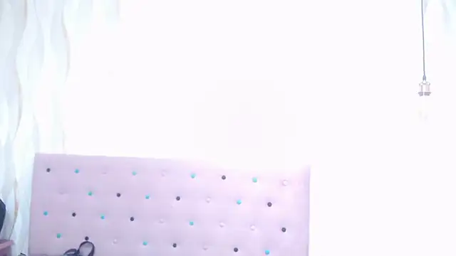 Naomi Braunx online show from 06/19/26, 01:48