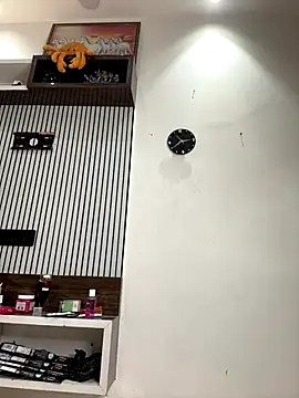 lily 5911 online show from 11/03/25, 08:54