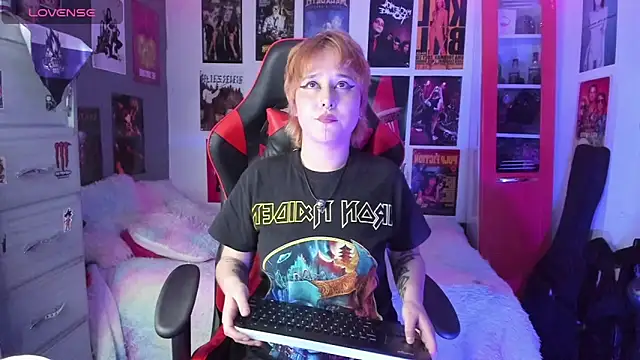 mistresscrowley666 online show from 10/30/25, 08:38