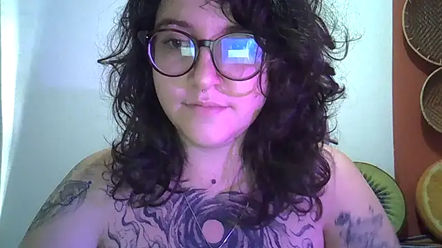 Blue Liz online show from 09/26/25, 12:09