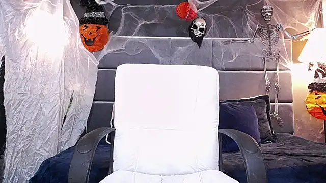 blackbignude online show from 10/31/25, 01:28