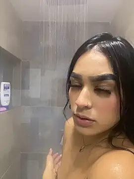 Snapshot of Dakota-Mitchell chatting on 12/13/25, 11:10 Dakota-Mitchell online show from 12/13/25, 11:10