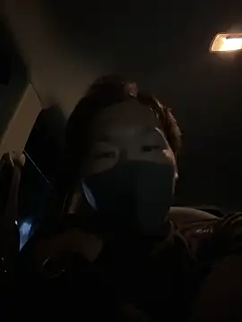 Snapshot of koukou322 chatting on 10/15/25, 10:26 koukou322 online show from 10/15/25, 10:26