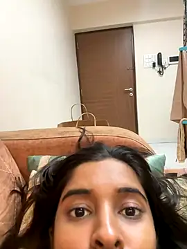 Snapshot of desitease chatting on 11/04/25, 06:18 desitease online show from 11/04/25, 06:18