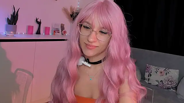 Snapshot of EvaBllake chatting on 10/04/25, 05:49 EvaBllake online show from 10/04/25, 05:49