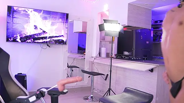 sebas palacioo online show from 09/23/25, 08:34