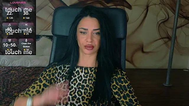 Snapshot of NaomiScarlet chatting on 11/06/25, 09:32 NaomiScarlet online show from 11/06/25, 09:32