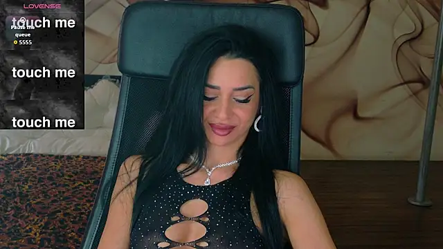 Snapshot of NaomiScarlet chatting on 11/13/25, 10:14 NaomiScarlet online show from 11/13/25, 10:14