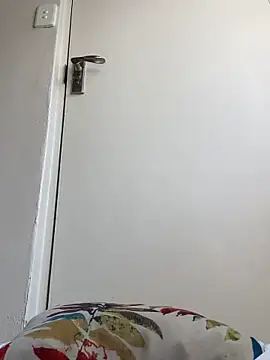 Snapshot of prettydollyy chatting on 04/09/26, 09:04 prettydollyy online show from 04/09/26, 09:04