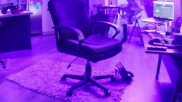 glitterboxx online show from 06/18/26, 04:35