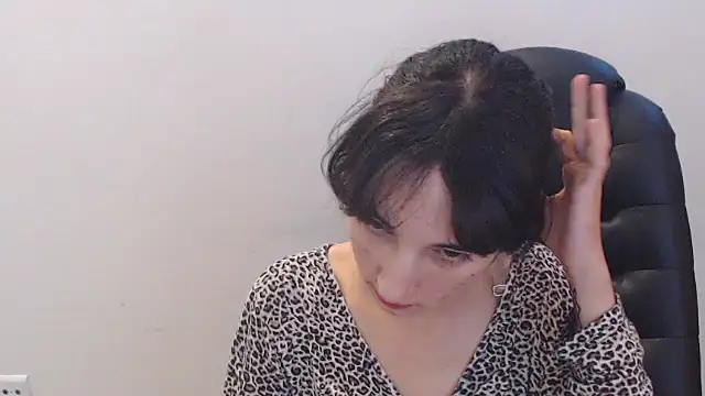 Marri-Stella online show from 11/18/25, 09:14