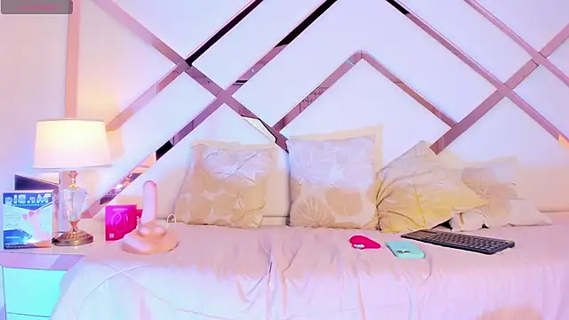 Snapshot of Jim_twink chatting on 11/12/25, 07:35 Jim twink online show from 11/12/25, 07:35