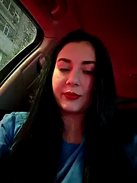 Snapshot of SaraViss20 chatting on 10/14/25, 06:52 SaraViss20 online show from 10/14/25, 06:52