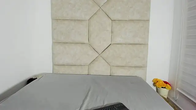 Rosse Evans 3 online show from 09/22/25, 12:45